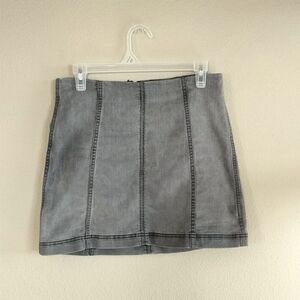 Free People size 8 grey denim mini skirt